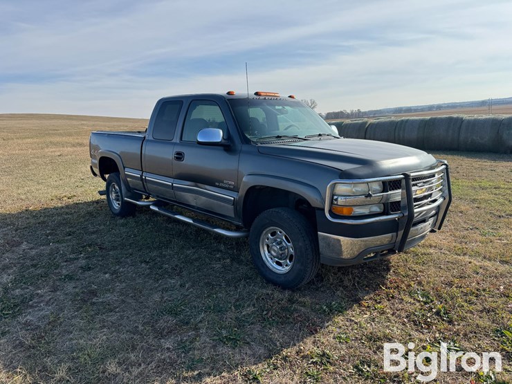 2002-chevrolet-2500-image-3