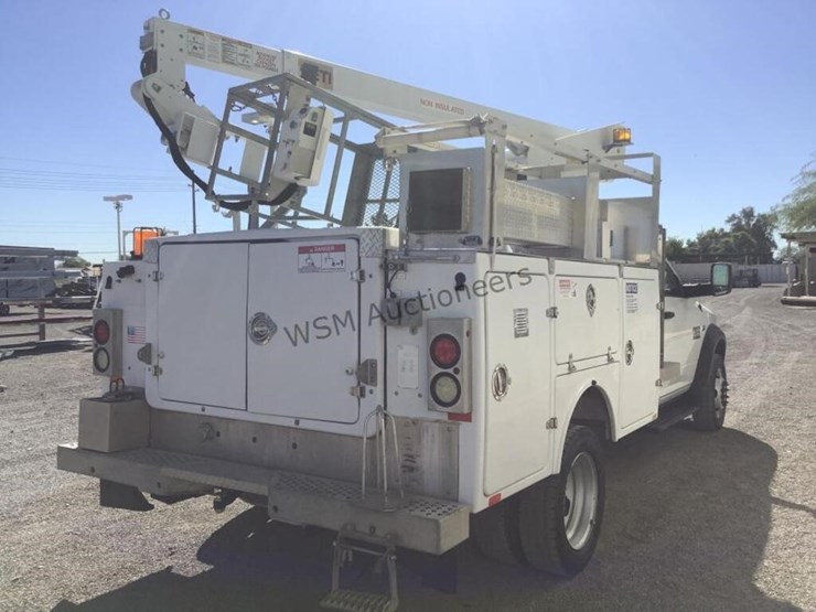 2014-ram-4500-bucket-truck-image-5