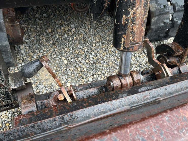 ditch-witch-sk800-image-26