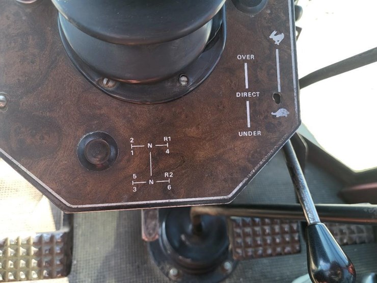 white-2-105-image-64