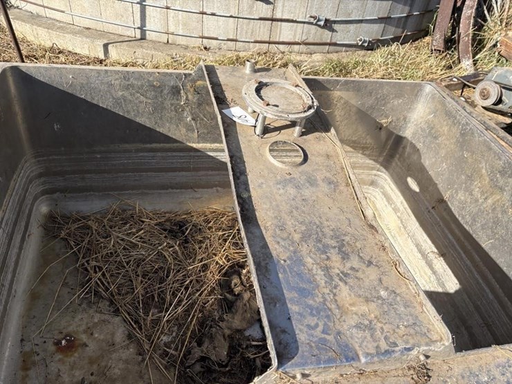 stainless-steel-bulk-tank-image-3