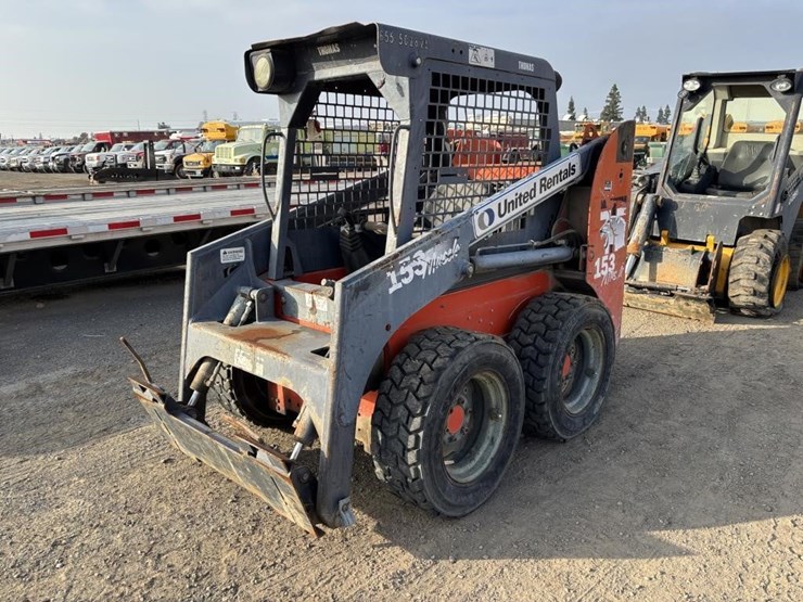 2003-thomas-t153-skid-steer-loader-image-1
