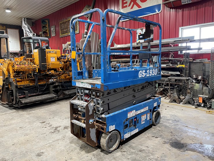 2018-genie-gs1930-image-1