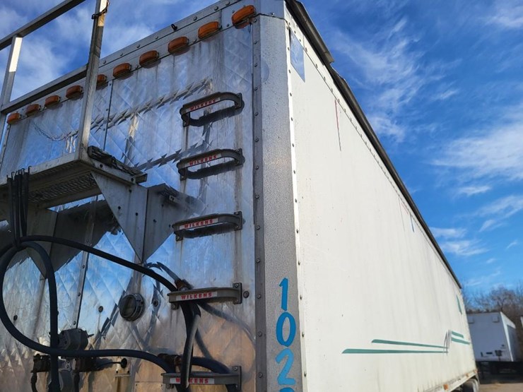 wilkens-walking-floor-image-12