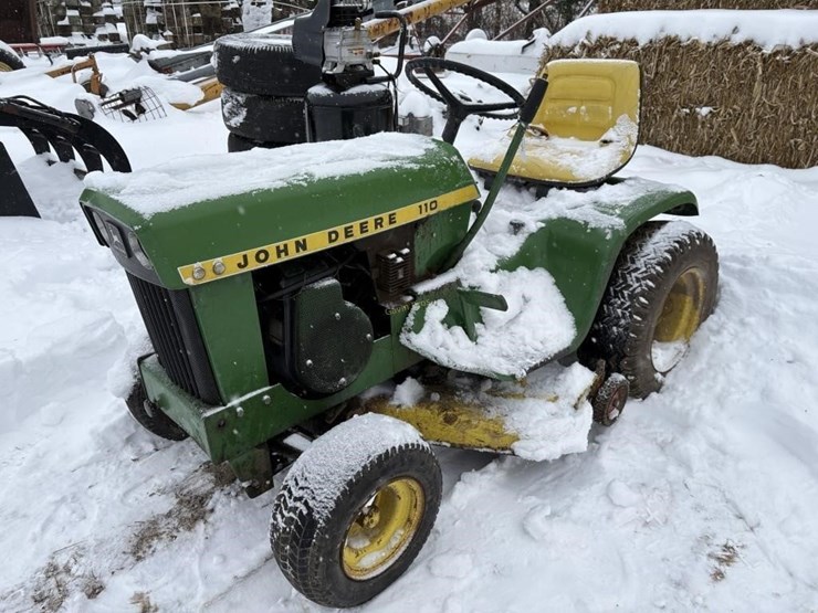 john-deere-110-image-1