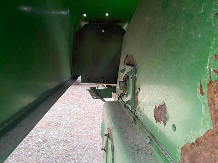 john-deere-643-image-40