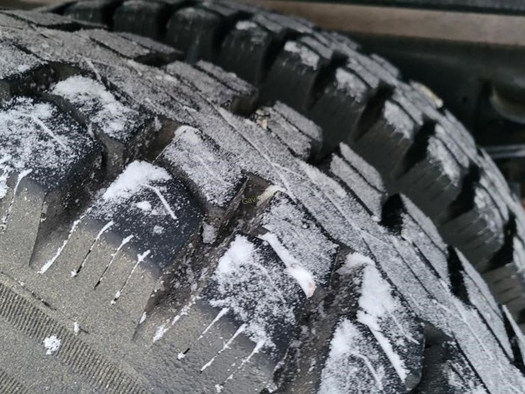 international-4900-image-8