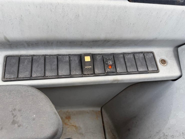 caterpillar-th350b-image-24