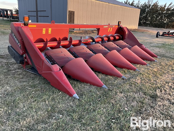 case-ih-4406-image-3