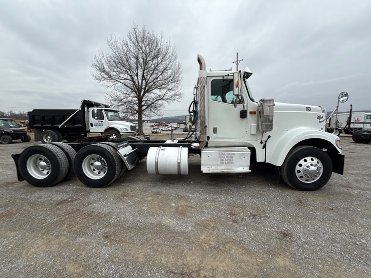 2016-international-9900i-image-6