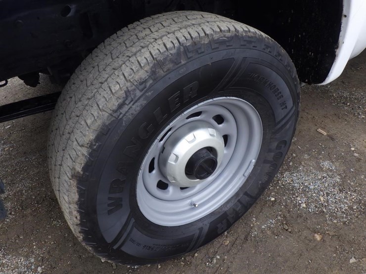 2004-ford-f250-image-14