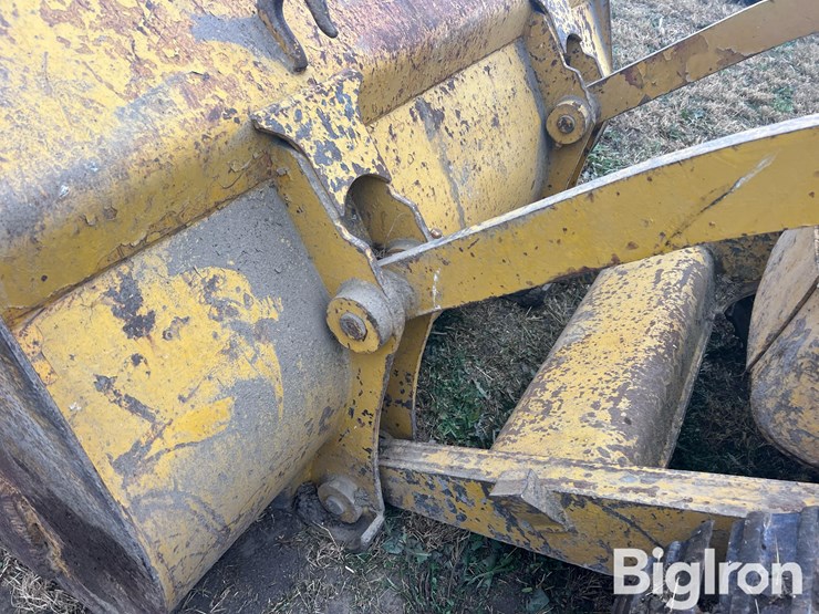 caterpillar-955-image-15