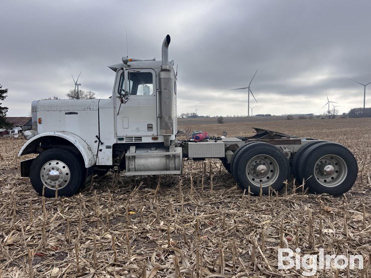 freightliner-flc120-image-7