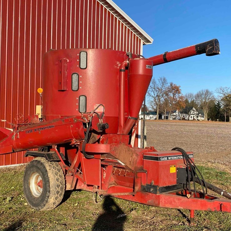 CASE IH 1350