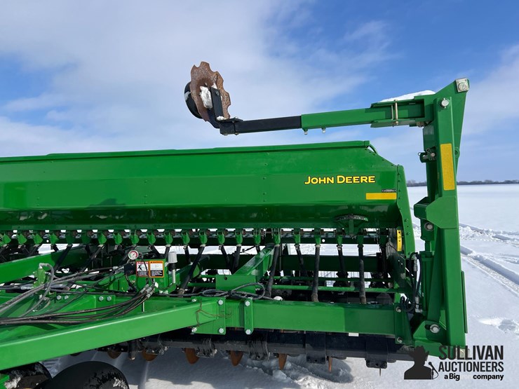 john-deere-1590-image-14