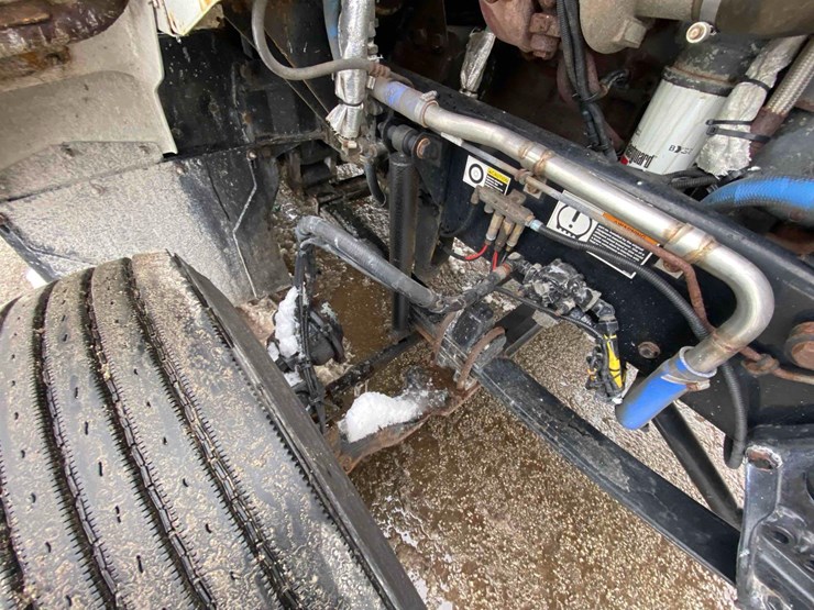 2016-kenworth-t400-image-34