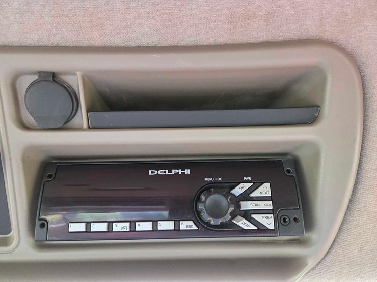 case-ih-620-image-66