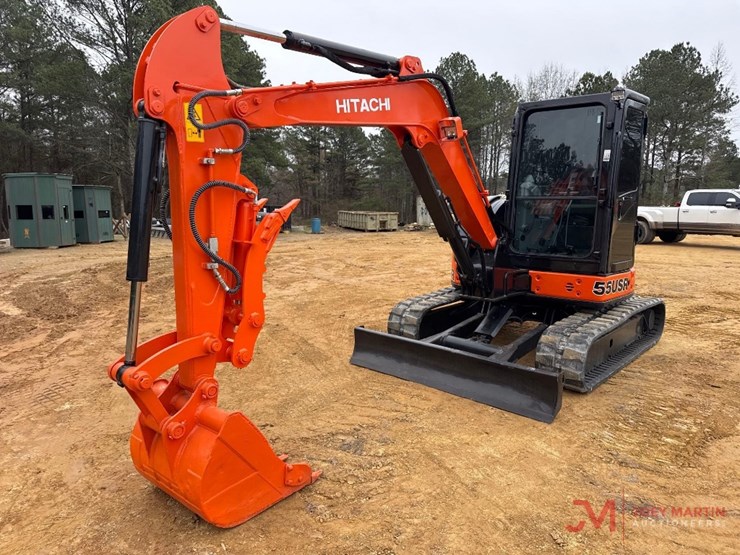 hitachi-zx55u-5a-image-2