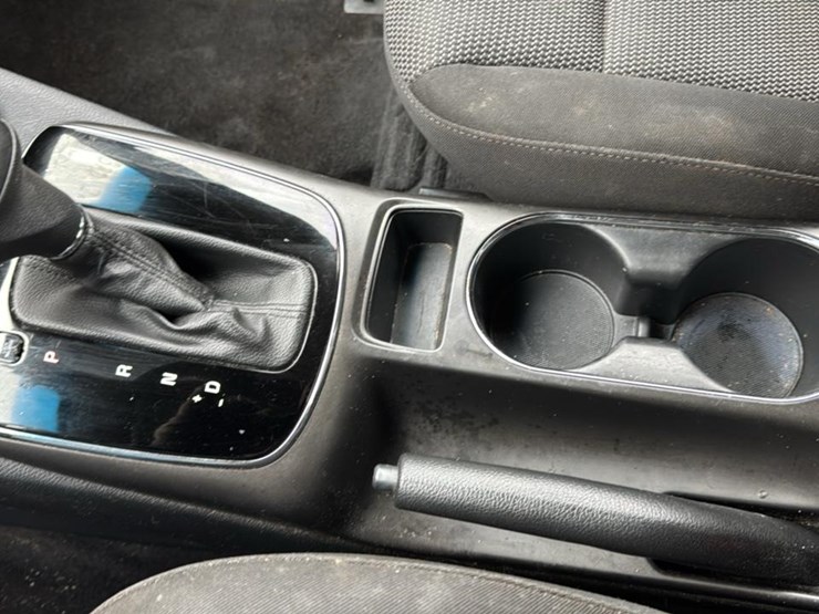 #2051-•-2017-kia-forte*-image-33