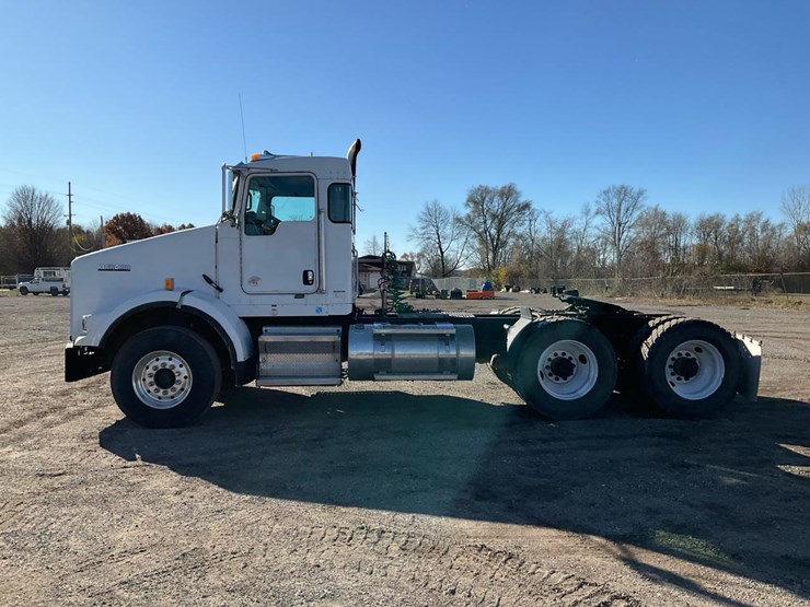 kenworth-t800-image-2