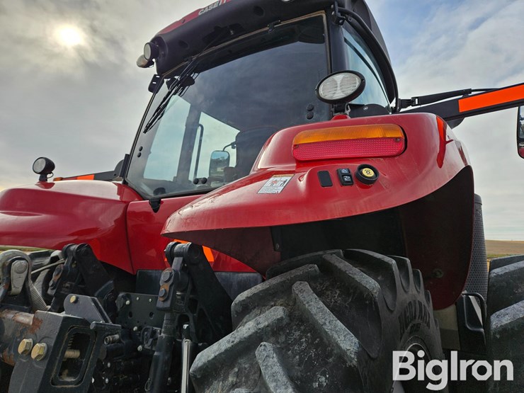 case-ih-magnum-250-image-19
