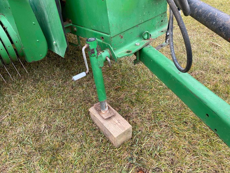 john-deere-328-image-12