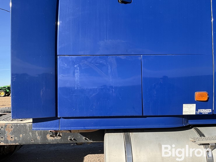 2006-volvo-vnl-sleeper-t/a-truck-tractor-image-19