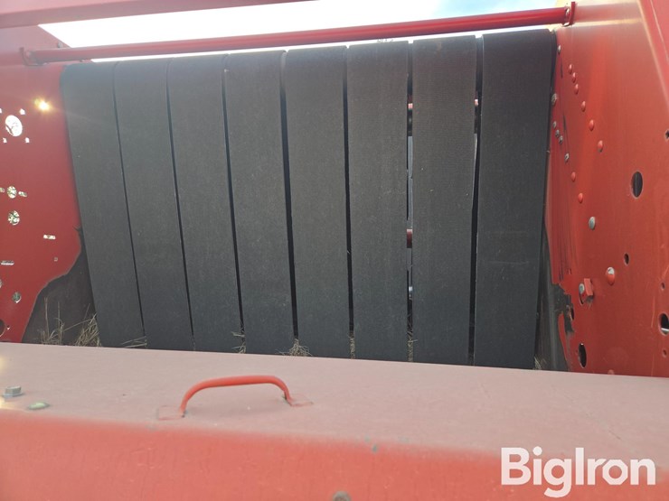 new-holland-688-image-17