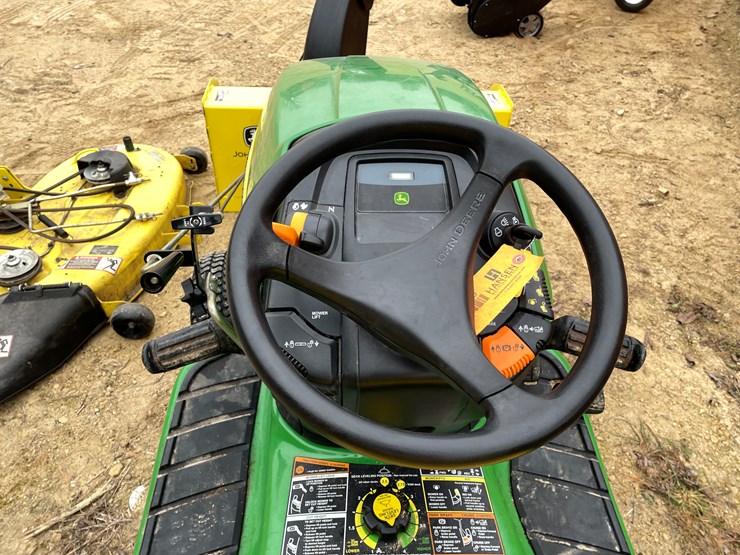 john-deere-x300-image-25