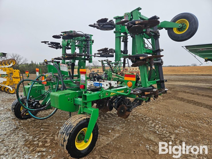 2009-john-deere-2510h-image-5