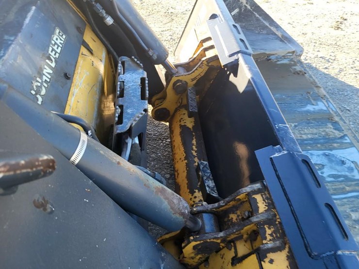 2018-deere-314g-image-37