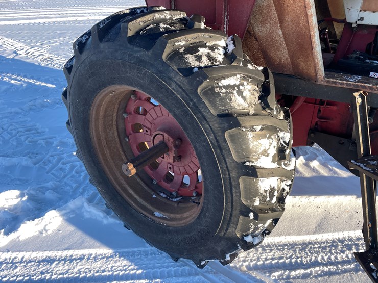#1007-•-international-966-farmall-image-14