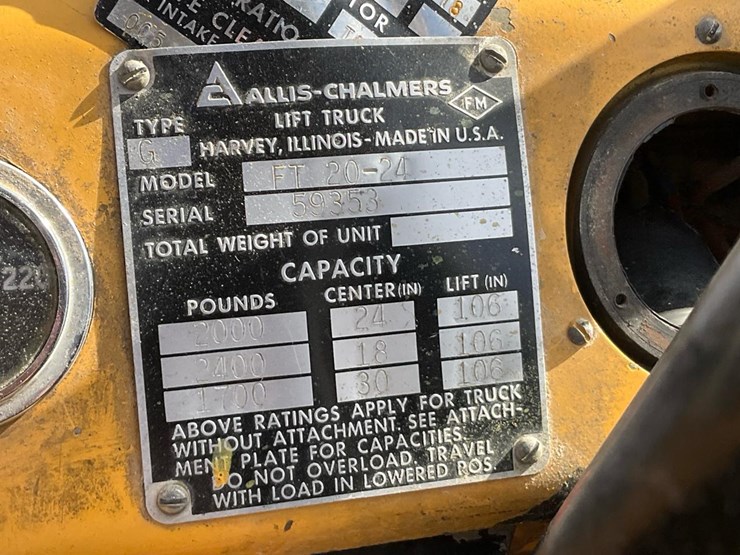 #1351-•-allis-chalmers-forklift-image-9