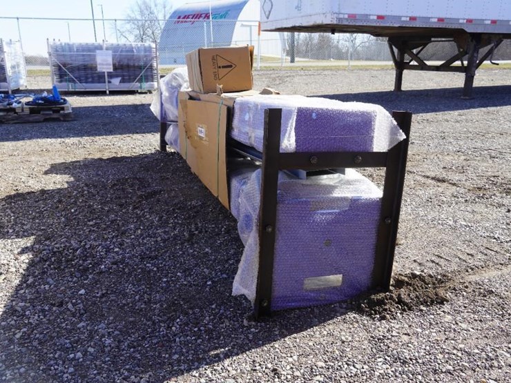 #4073-•-new-10,000-lbs.-2-post-car-lift-image-5