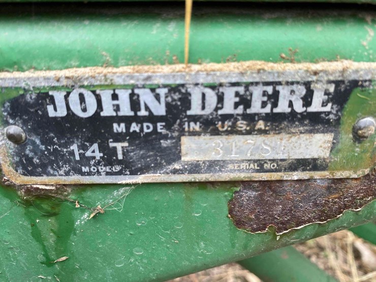 john-deere-14t-image-33