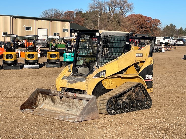 caterpillar-257b-image-1
