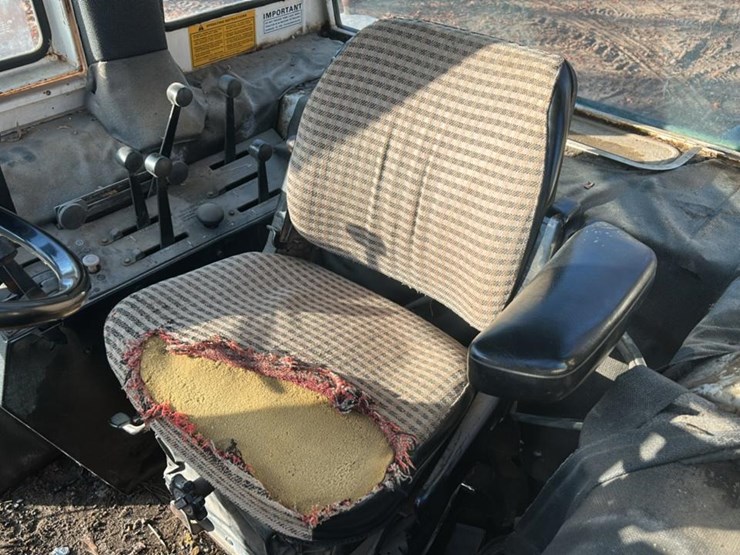 j-i-case-2590-image-31