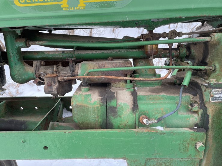 john-deere-b-image-9