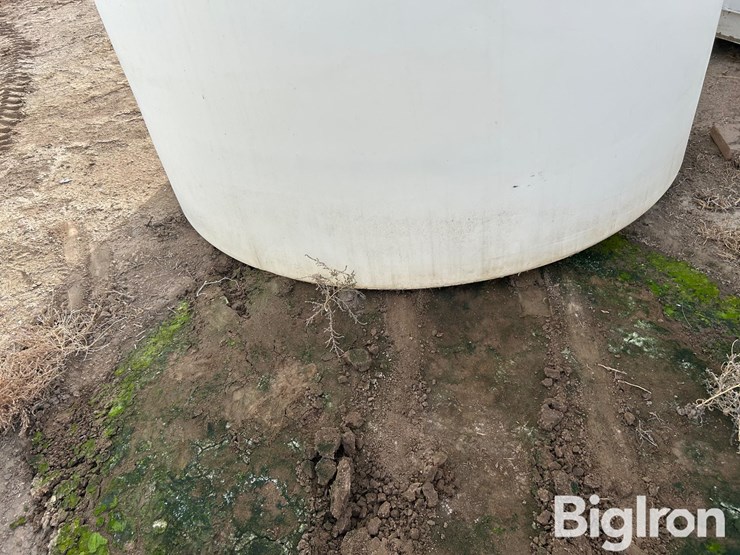 3,000-gallon-flat-bottom-tank-image-12