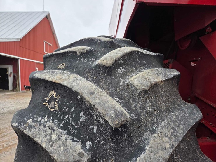 case-ih-1680-image-10