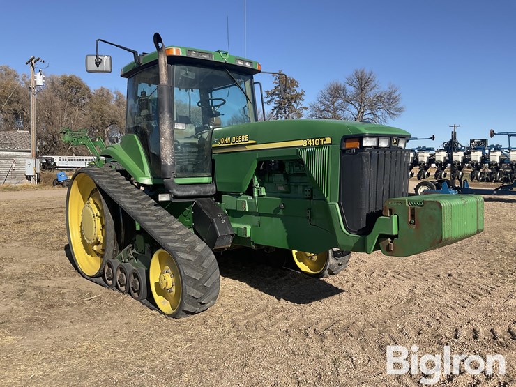 john-deere-8410t-image-3