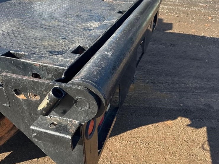 ford-f350-xl-image-14