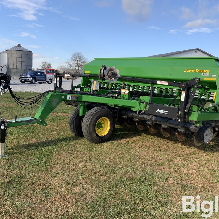 2006 JOHN DEERE 1590