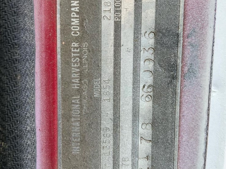 international-1854s-image-9