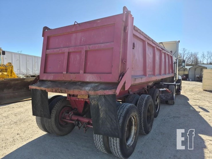 heil-trailer-image-8