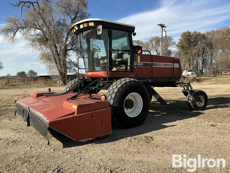 hesston-9260-image-1