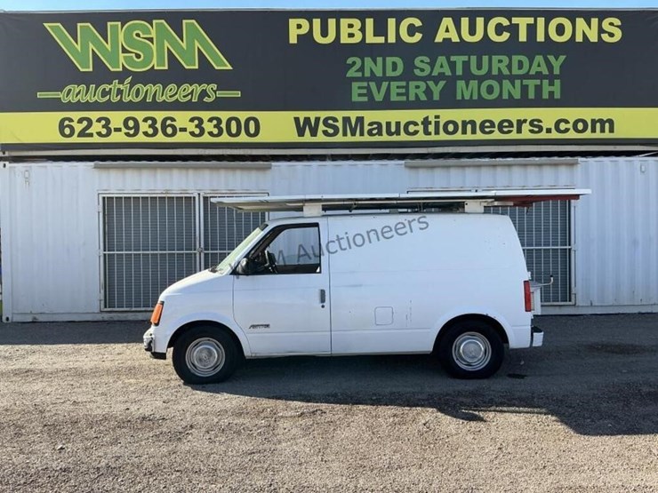 1989-chevrolet-astro-image-1