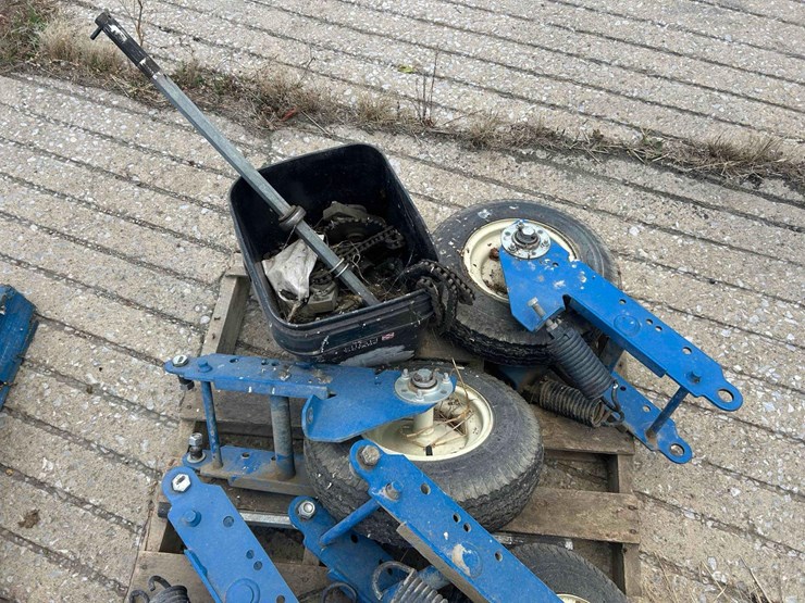 kinze-3600-image-12