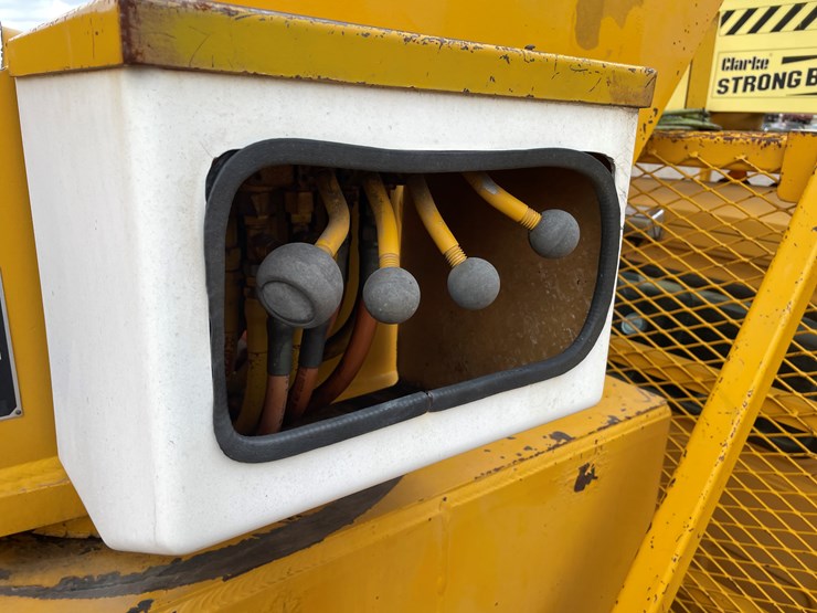 gmc-topkick-image-48