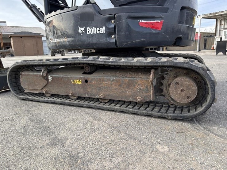 2021-bobcat-e35-image-21